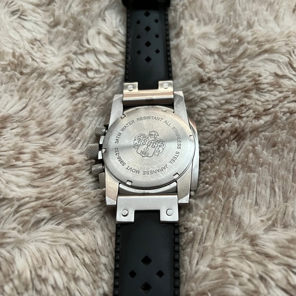 Chrono Watch - Picture 3 of 3